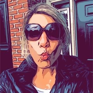 Meet your Posher, Lisa